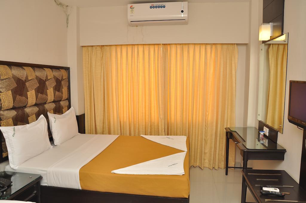 Hotel City